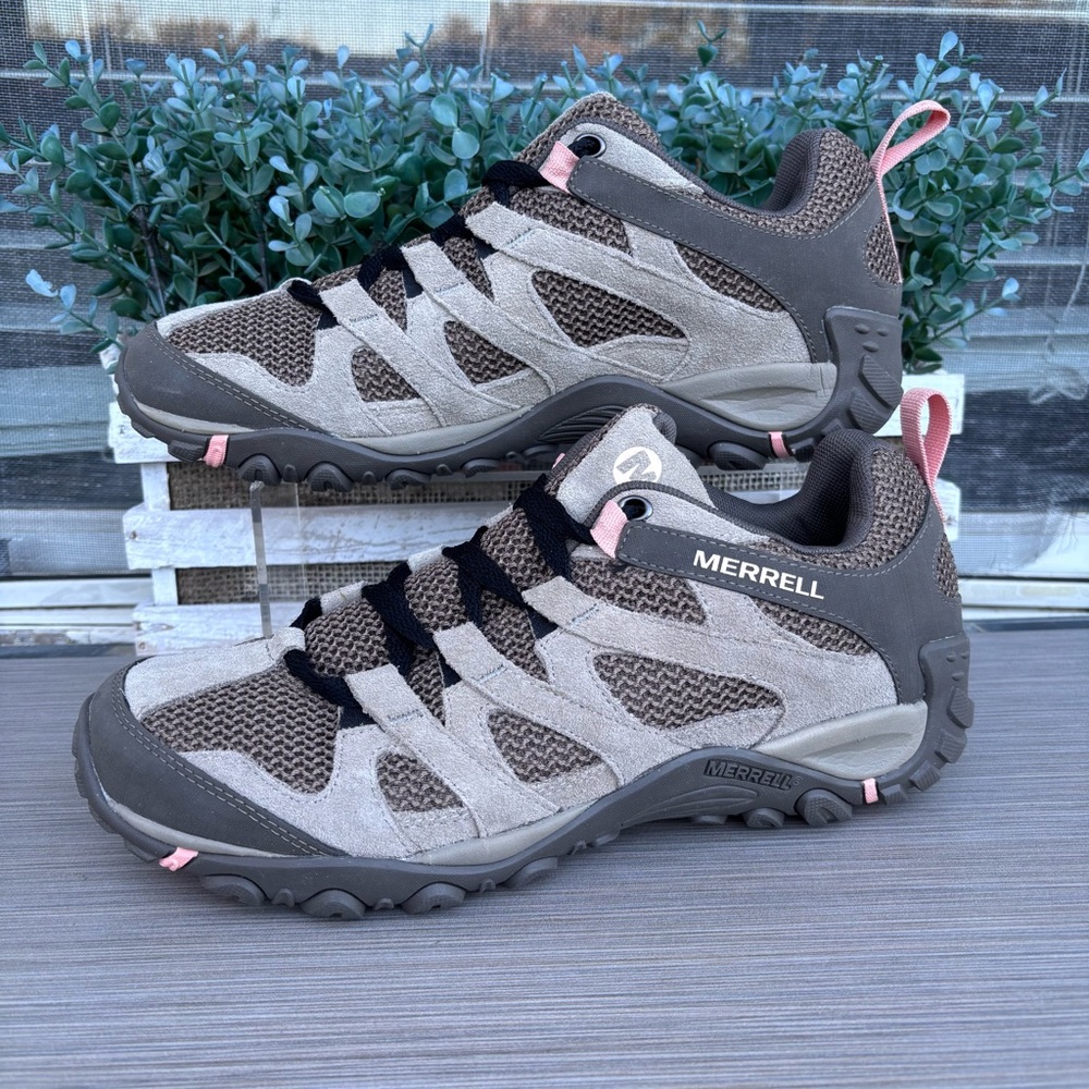 Merrell Alverstone Women’s Hiking Shoes